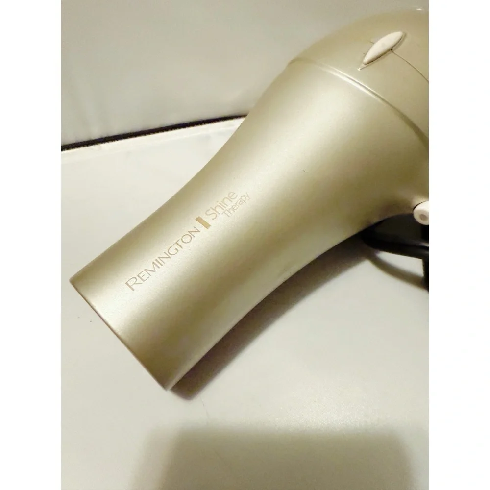 Remington Shine Therapy Hair Dryer Set in Champagne